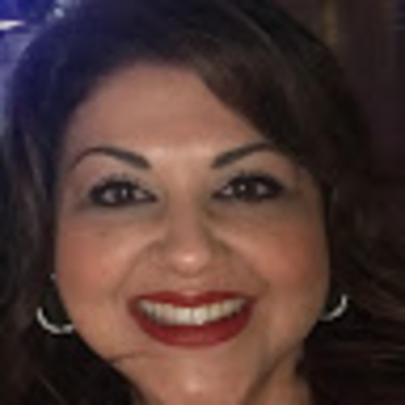 Meet your Posher, Sandra - Picture 1 of 1